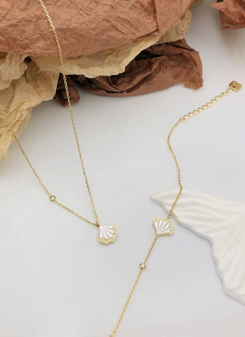 Collier et gourmette