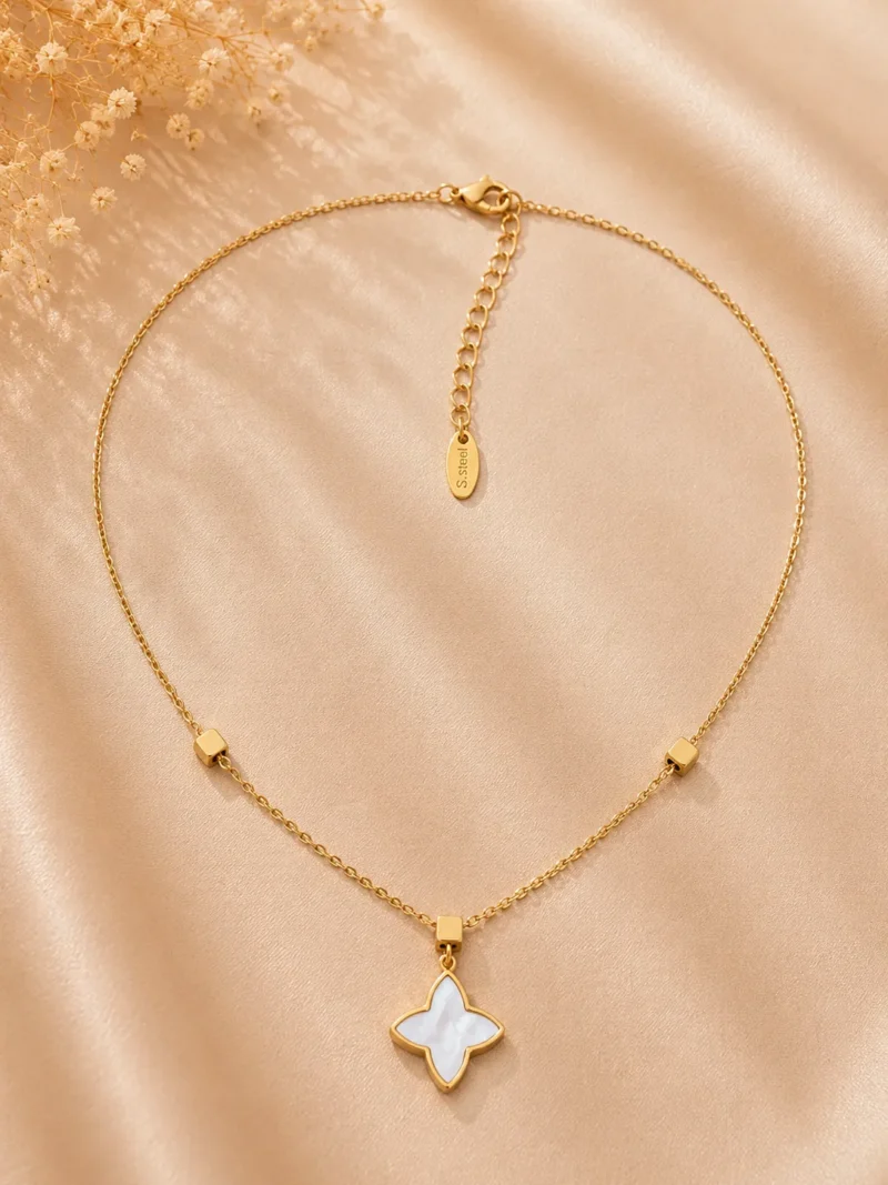 Collier