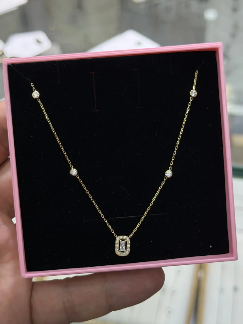 Collier