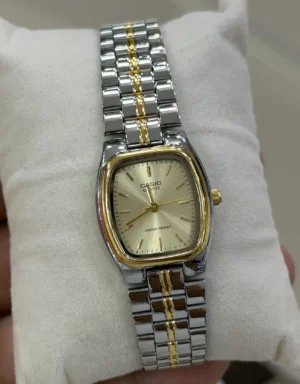 IMG_3931 Montre Casio Femme