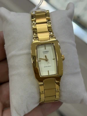IMG_3935 Montre Casio Femme
