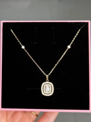 Collier
