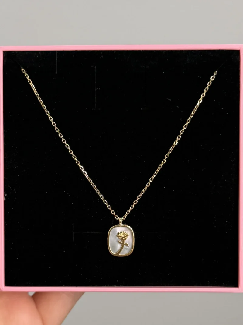 Collier
