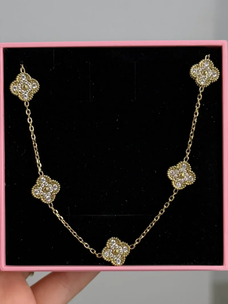 Collier