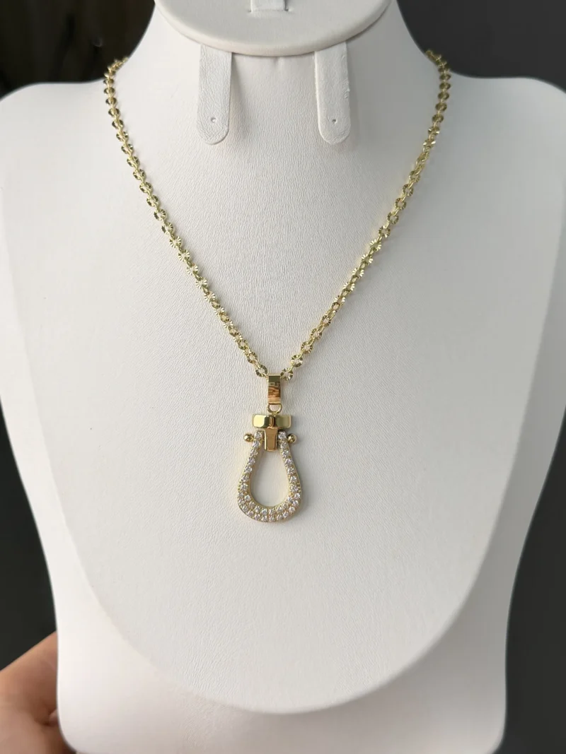 Collier