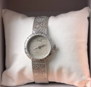 Montre IEKE